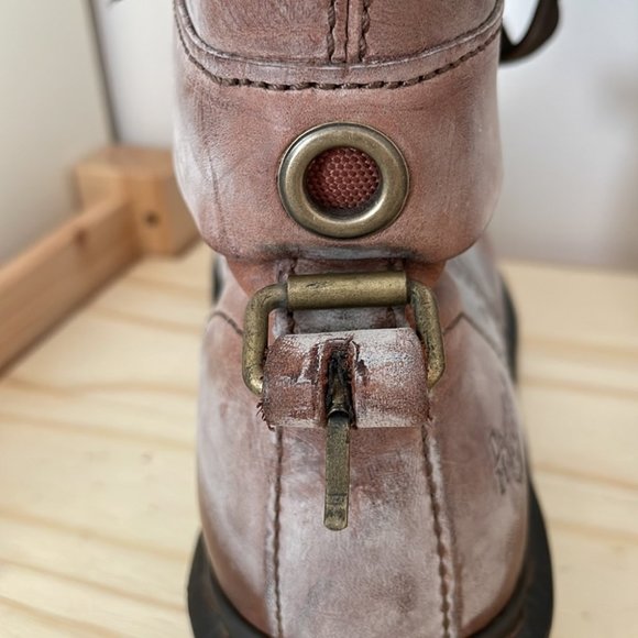 Dr. Martens Maasai Triumph Waxed Brown Ribbon Lace Up Fold Down 12-eye boots - Picture 11 of 12